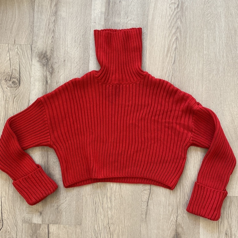 Zara Ribbed High Collar Red Cropped Sweater size medium